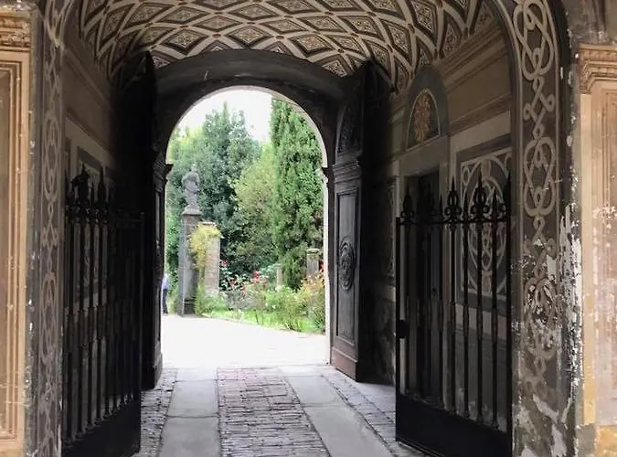 Il Castello Di Valverde 住宿加早餐酒店